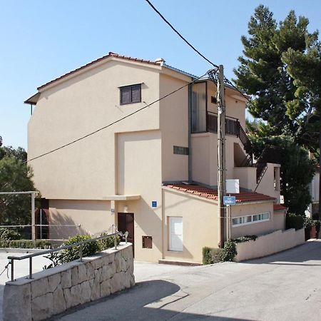 Apartments By The Sea Nemira, Omis - 5884 Tice Экстерьер фото